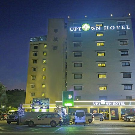 Uptown Hotel Янгон Екстериор снимка
